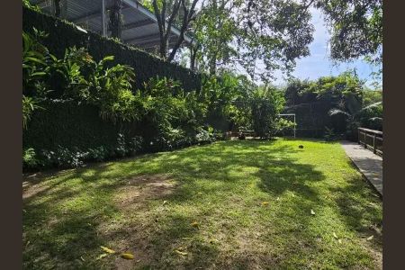 Casa à venda com 564m², 4 quartos e 3 vagas