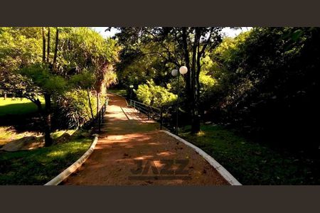 Casa de condomínio à venda com 415m², 3 quartos e 6 vagas