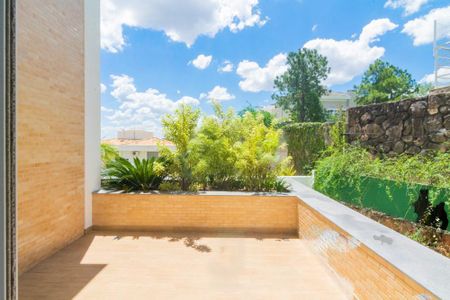 Casa de condomínio à venda com 1000m², 7 quartos e 6 vagas