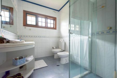 Casa de condomínio à venda com 1000m², 4 quartos e 8 vagas