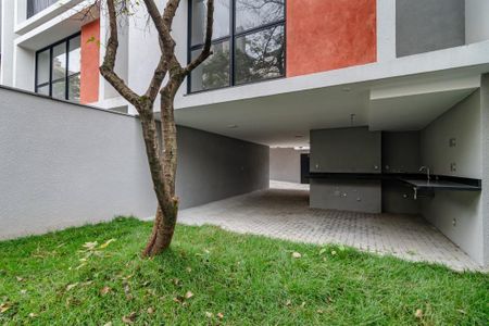 Casa à venda com 225m², 3 quartos e 3 vagas Casa à venda com 225m², 3 quartos e 3 vagasFoto 15
