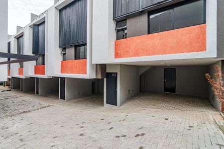 Casa à venda com 225m², 3 quartos e 3 vagas Casa à venda com 225m², 3 quartos e 3 vagasFoto 08