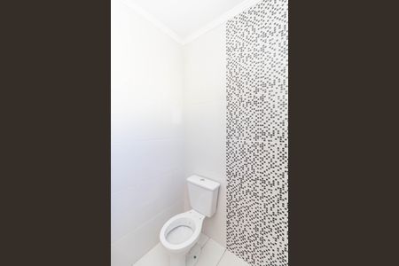Casa de condomínio à venda com 101m², 2 quartos e 2 vagas Casa de condomínio à venda com 101m², 2 quartos e 2 vagasBanheiro da Suíte
