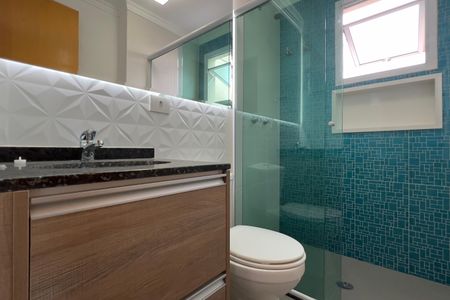 Apartamento à venda com 77m², 3 quartos e 2 vagas Apartamento à venda com 77m², 3 quartos e 2 vagasBanheiro da Suíte