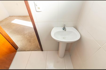 Casa de condomínio à venda com 101m², 2 quartos e 2 vagas Casa de condomínio à venda com 101m², 2 quartos e 2 vagasBanheiro Suíte