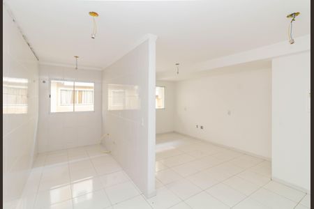 Casa de condomínio à venda com 101m², 2 quartos e 2 vagas Casa de condomínio à venda com 101m², 2 quartos e 2 vagasCozinha