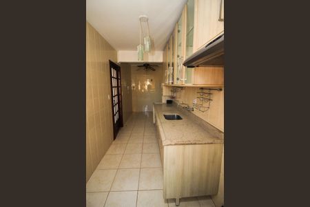 Apartamento à venda com 98m², 3 quartos e 1 vaga Apartamento à venda com 98m², 3 quartos e 1 vagaCozinha
