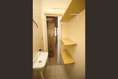 Apartamento à venda com 98m², 3 quartos e 1 vaga Apartamento à venda com 98m², 3 quartos e 1 vagaBanheiro de serviço