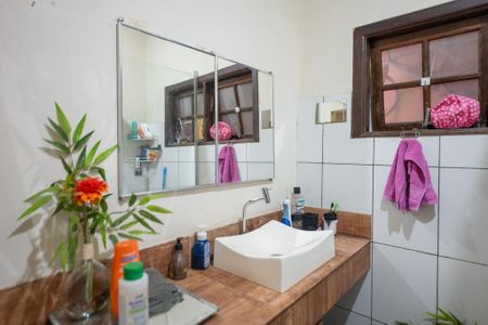 Casa à venda com 294m², 3 quartos e 4 vagasBanheiro da Suíte