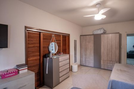 Casa à venda com 294m², 3 quartos e 4 vagasQuarto 1