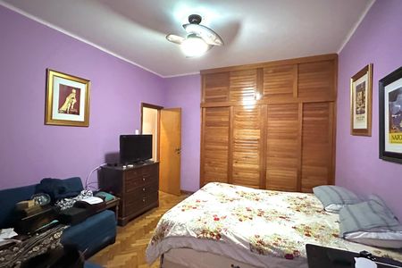 Apartamento à venda com 243m², 4 quartos e 1 vaga Apartamento à venda com 243m², 4 quartos e 1 vagaQuarto 3