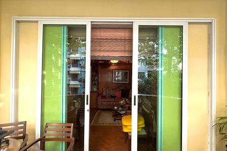 Apartamento à venda com 243m², 4 quartos e 1 vaga Apartamento à venda com 243m², 4 quartos e 1 vagaVaranda Quarto 1
