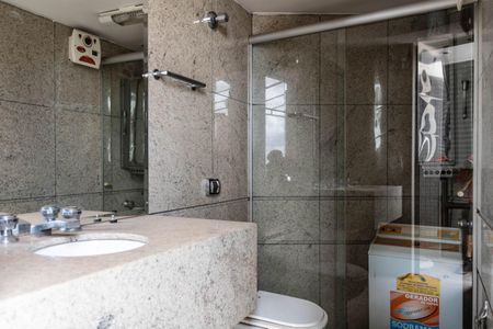 Apartamento para alugar com 388m², 3 quartos e 4 vagasLavabo