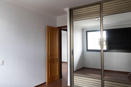 Apartamento para alugar com 388m², 3 quartos e 4 vagasQuarto