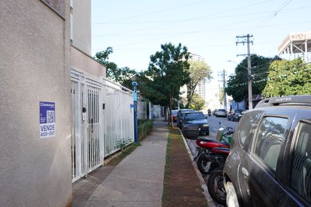 Apartamento à venda com 74m², 3 quartos e 2 vagasPlaca