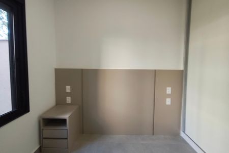 Apartamento à venda com 70m², 2 quartos e 2 vagas Apartamento à venda com 70m², 2 quartos e 2 vagasSuíte