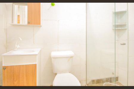 Studio para alugar com 30m², 1 quarto e 3 vagas Studio para alugar com 30m², 1 quarto e 3 vagasBanheiro