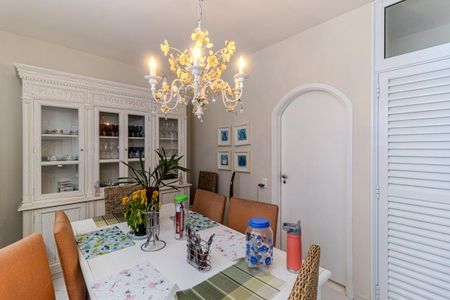 Apartamento à venda com 600m², 4 quartos e 3 vagas Apartamento à venda com 600m², 4 quartos e 3 vagasCopa