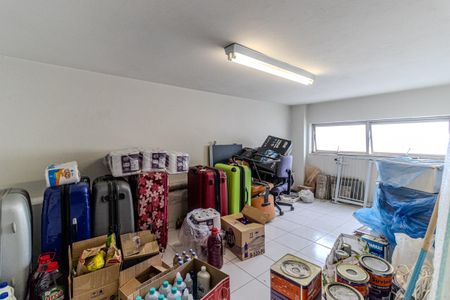 Apartamento à venda com 600m², 4 quartos e 3 vagas Apartamento à venda com 600m², 4 quartos e 3 vagasDepósito