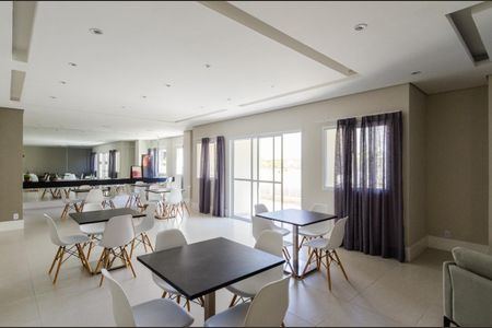 Apartamento à venda com 68m², 2 quartos e 1 vaga Apartamento à venda com 68m², 2 quartos e 1 vagaÁrea comum - Salão de festas