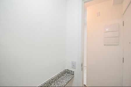 Apartamento à venda com 68m², 2 quartos e 1 vaga Apartamento à venda com 68m², 2 quartos e 1 vagaLavabo
