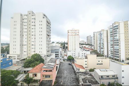 Apartamento à venda com 68m², 2 quartos e 1 vaga Apartamento à venda com 68m², 2 quartos e 1 vagaVista da Sacada