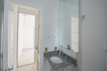 Apartamento à venda com 80m², 3 quartos e 1 vagaBanheiro da Suíte