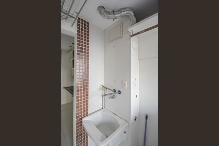 Apartamento à venda com 80m², 3 quartos e 1 vagaÁrea de Serviço