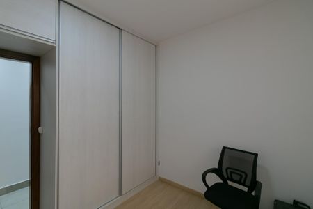 Apartamento à venda com 201m², 3 quartos e 2 vagas Apartamento à venda com 201m², 3 quartos e 2 vagasQuarto 1