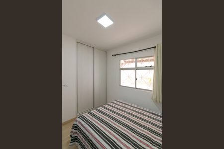 Apartamento à venda com 201m², 3 quartos e 2 vagas Apartamento à venda com 201m², 3 quartos e 2 vagasSuíte