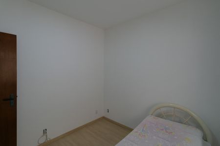 Apartamento à venda com 201m², 3 quartos e 2 vagas Apartamento à venda com 201m², 3 quartos e 2 vagasQuarto 2
