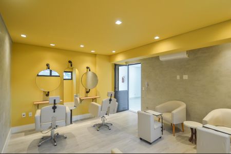 Apartamento à venda com 25m², 1 quarto e 1 vaga Apartamento à venda com 25m², 1 quarto e 1 vagaÁrea comum - Salão de Beleza