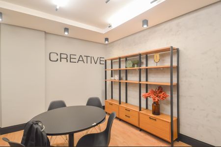 Apartamento à venda com 25m², 1 quarto e 1 vaga Apartamento à venda com 25m², 1 quarto e 1 vagaÁrea comum - Escritório