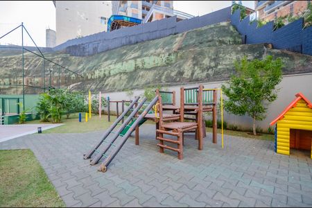 Apartamento à venda com 220m², 4 quartos e 4 vagas Apartamento à venda com 220m², 4 quartos e 4 vagasÁrea comum