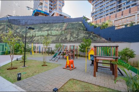 Apartamento à venda com 220m², 4 quartos e 4 vagas Apartamento à venda com 220m², 4 quartos e 4 vagasÁrea comum