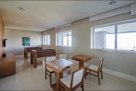 Apartamento à venda com 220m², 4 quartos e 4 vagas Apartamento à venda com 220m², 4 quartos e 4 vagasÁrea comum