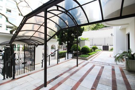 Apartamento à venda com 94m², 2 quartos e 2 vagas Apartamento à venda com 94m², 2 quartos e 2 vagasEntrada