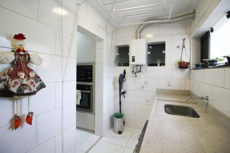 Apartamento à venda com 94m², 2 quartos e 2 vagas Apartamento à venda com 94m², 2 quartos e 2 vagasÁrea de Serviço