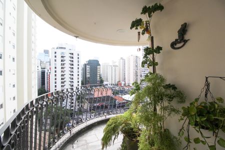 Apartamento à venda com 94m², 2 quartos e 2 vagas Apartamento à venda com 94m², 2 quartos e 2 vagasVaranda