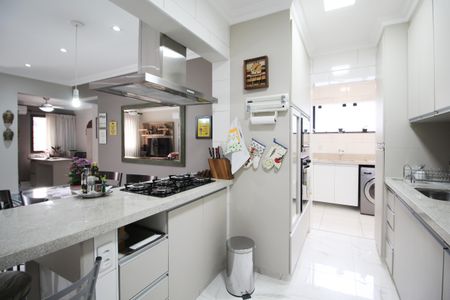 Apartamento à venda com 94m², 2 quartos e 2 vagas Apartamento à venda com 94m², 2 quartos e 2 vagasCozinha