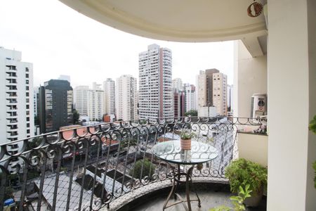 Apartamento à venda com 94m², 2 quartos e 2 vagas Apartamento à venda com 94m², 2 quartos e 2 vagasVaranda