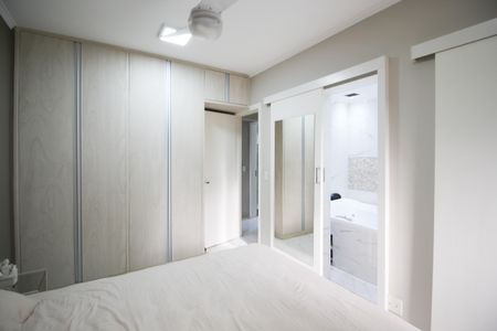 Apartamento à venda com 94m², 2 quartos e 2 vagas Apartamento à venda com 94m², 2 quartos e 2 vagasSuíte 1