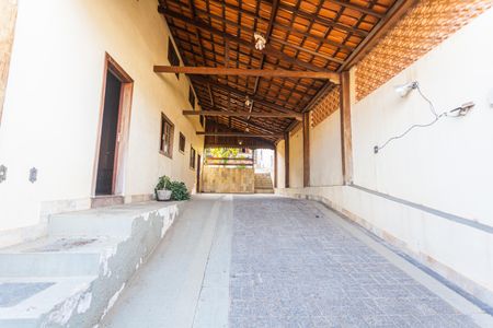 Casa à venda com 460m², 4 quartos e 3 vagasGaragem/Entrada