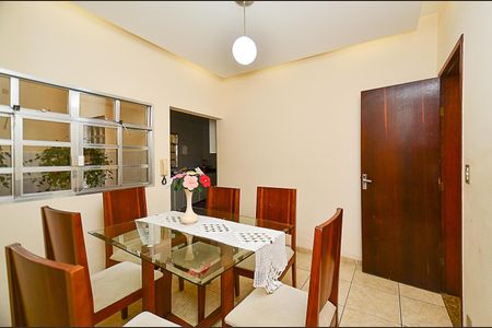 Casa à venda com 460m², 4 quartos e 3 vagasSala de Jantar Casa 1