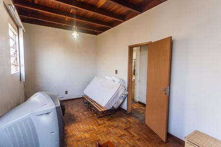 Casa à venda com 460m², 4 quartos e 3 vagasQuarto 1