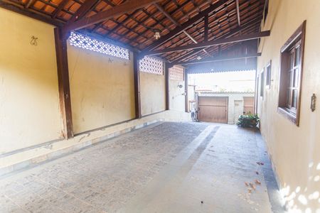 Casa à venda com 460m², 4 quartos e 3 vagasGaragem/Entrada