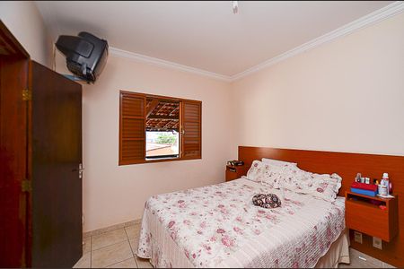 Casa à venda com 460m², 4 quartos e 3 vagasSuíte Casa 1