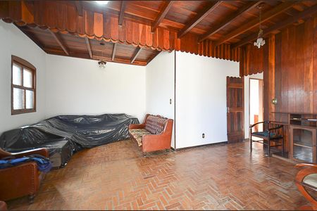 Casa à venda com 460m², 4 quartos e 3 vagasSala Casa 2