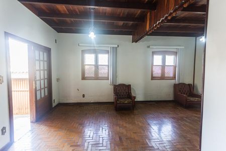 Casa à venda com 460m², 4 quartos e 3 vagasSala