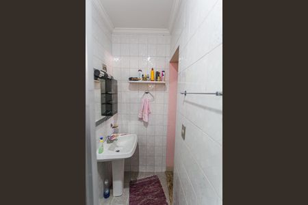 Casa à venda com 460m², 4 quartos e 3 vagasCasa 2- Banheiro suíte